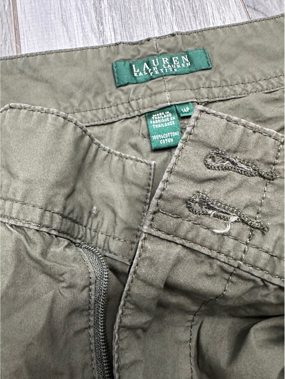 Lauren Ralph Lauren Petite Olive Green Capri Pants Size 14P - Picture 4 of 6